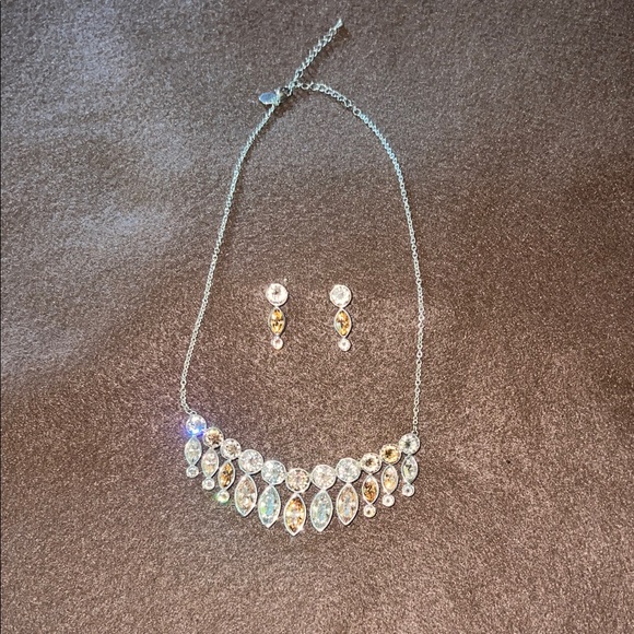 Swarovski Gold and Silver Necklace Set - Picture 1 of 2